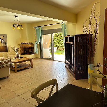 לואורדטה Erofili Villas מראה חיצוני תמונה